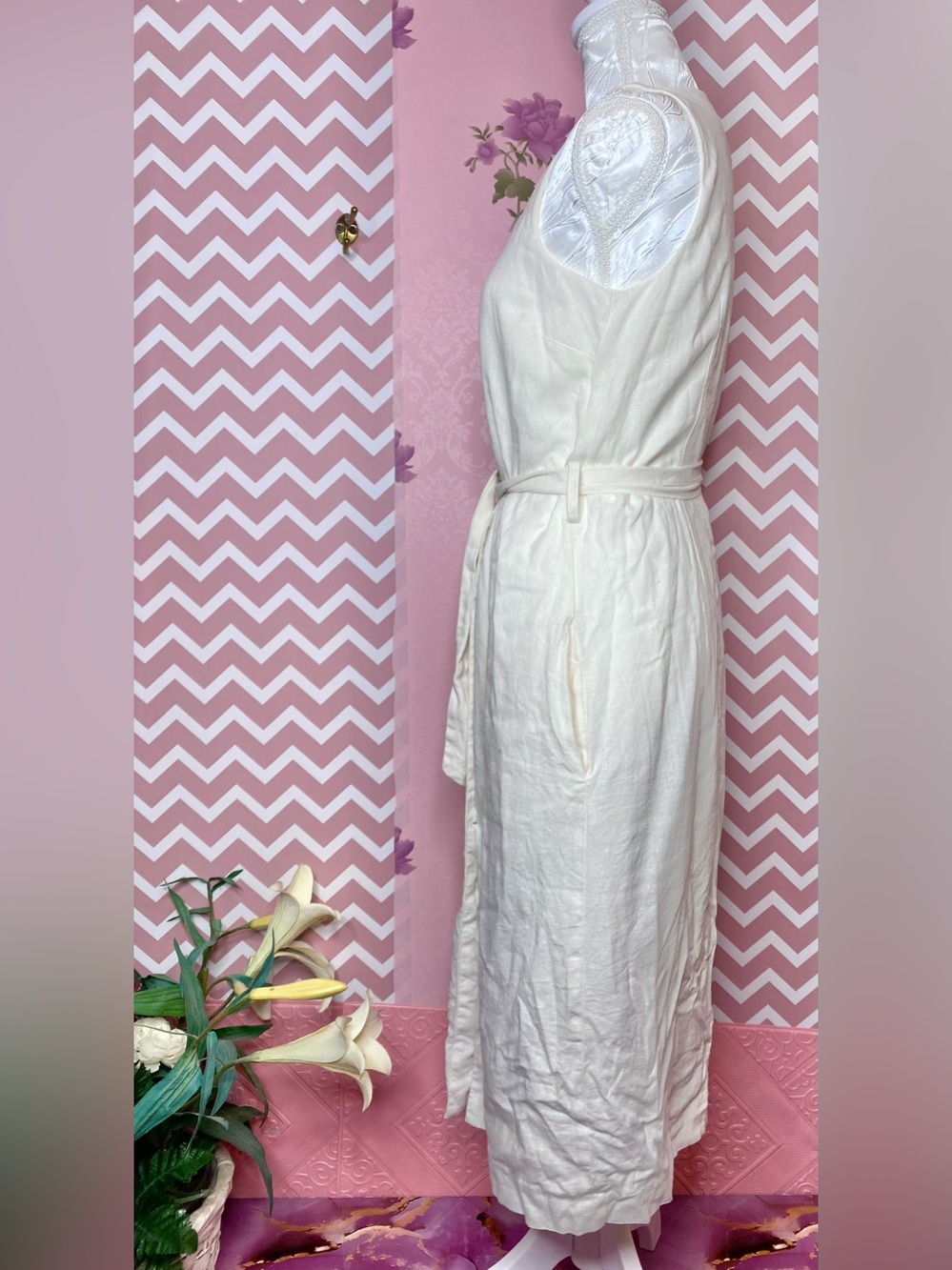 π· Birch White Linen Blend 90s Sleeveless Button-Front Midi Dress with Tie Belt π· - Picture 6 of 9